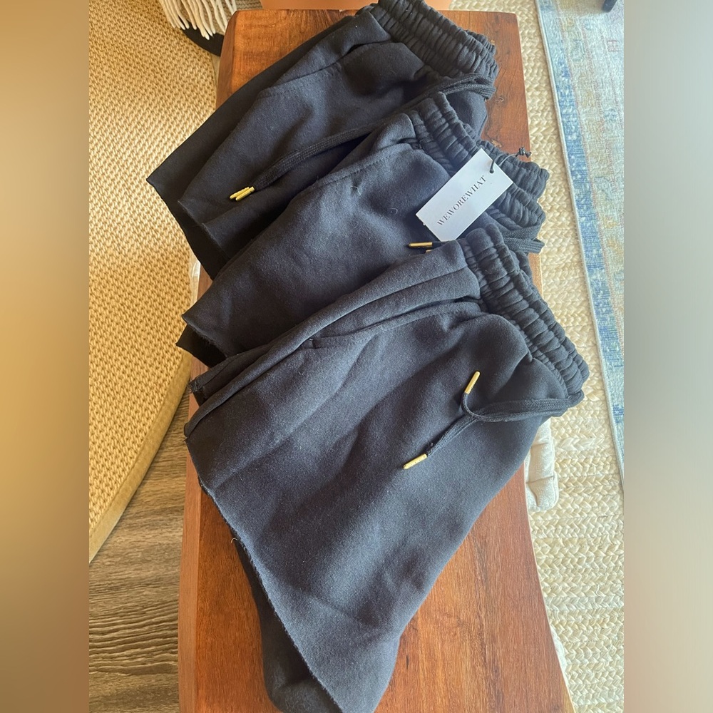 WEWOREWHAT pull on sweat-short short